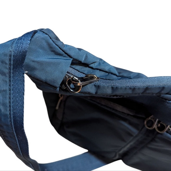 Lewis N Clark Travel Crossbody Bag Purse Blue - Picture 4 of 9